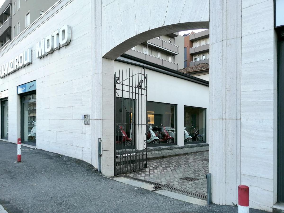 Appartamento Aida - Near The Center With Private Parking E Ac كومو المظهر الخارجي الصورة