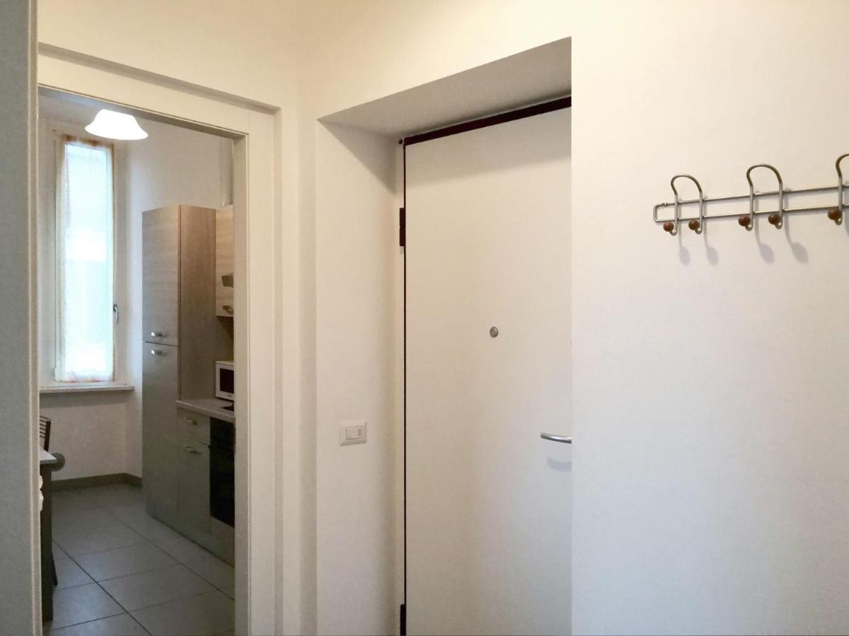 Appartamento Aida - Near The Center With Private Parking E Ac كومو المظهر الخارجي الصورة