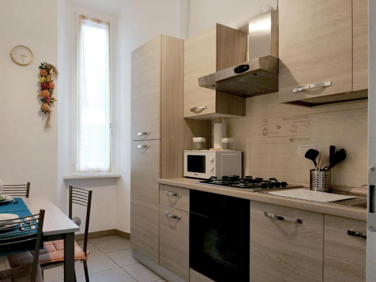 Appartamento Aida - Near The Center With Private Parking E Ac كومو المظهر الخارجي الصورة
