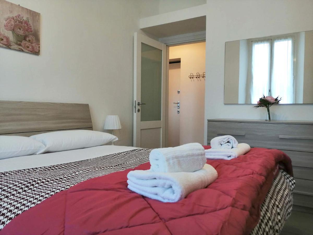 Appartamento Aida - Near The Center With Private Parking E Ac كومو المظهر الخارجي الصورة