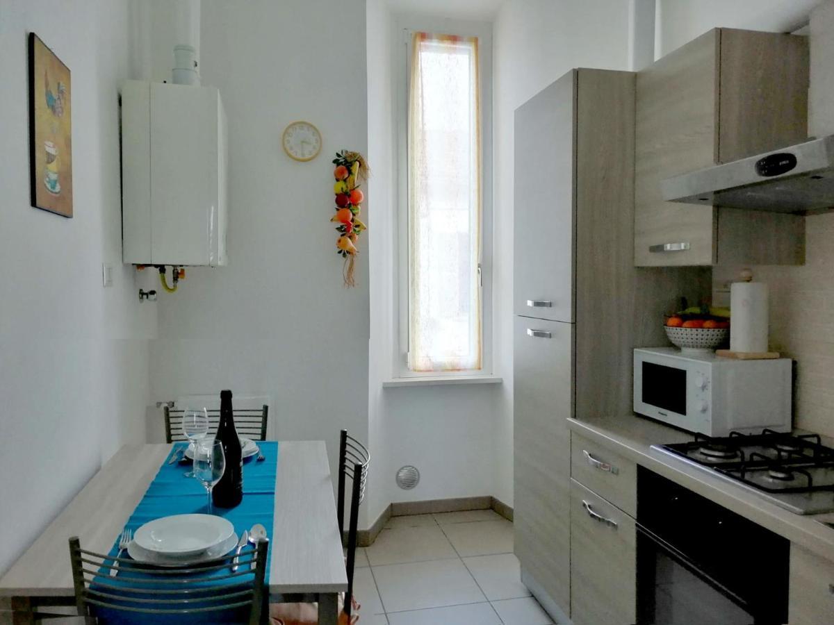 Appartamento Aida - Near The Center With Private Parking E Ac كومو المظهر الخارجي الصورة