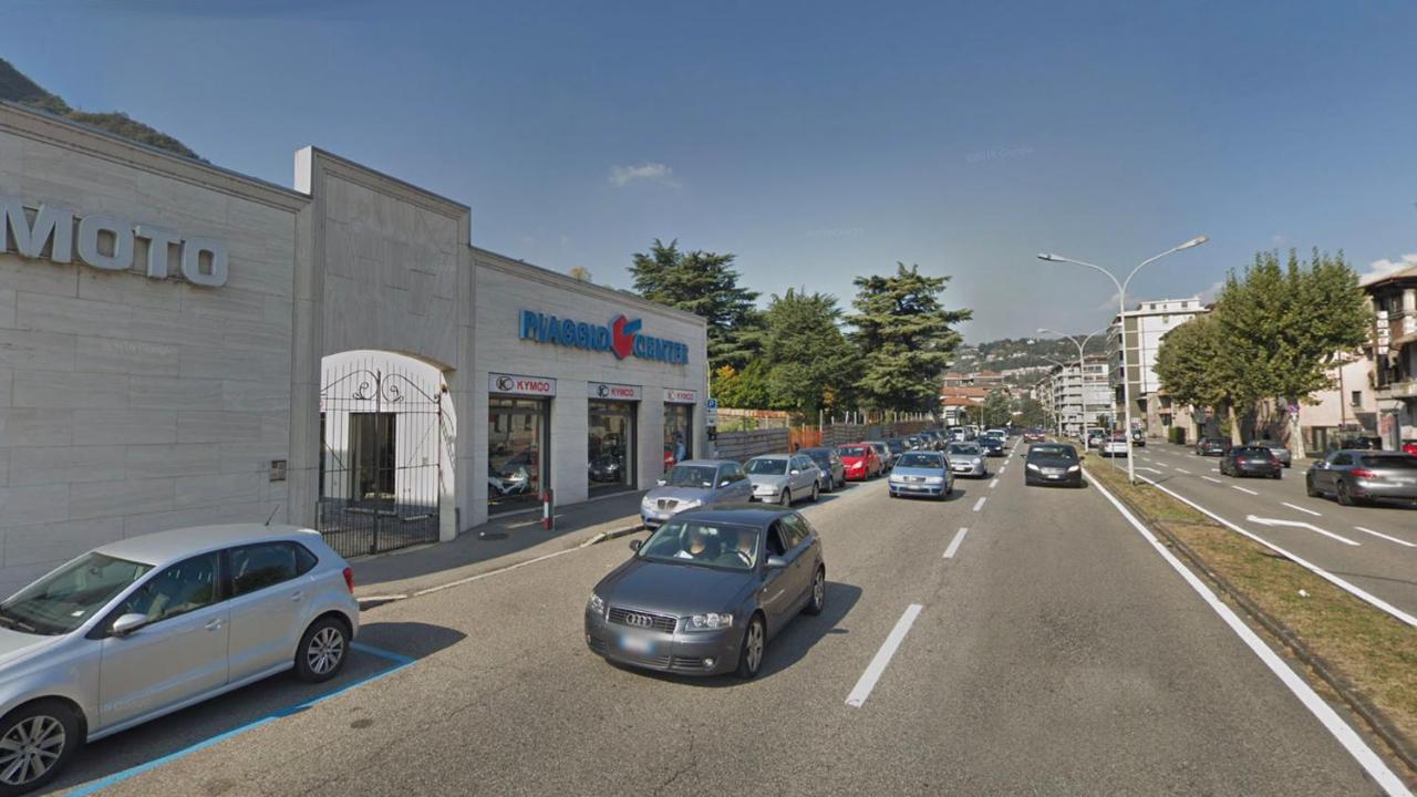Appartamento Aida - Near The Center With Private Parking E Ac كومو المظهر الخارجي الصورة